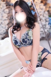 羽川まいな