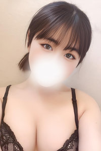 肸